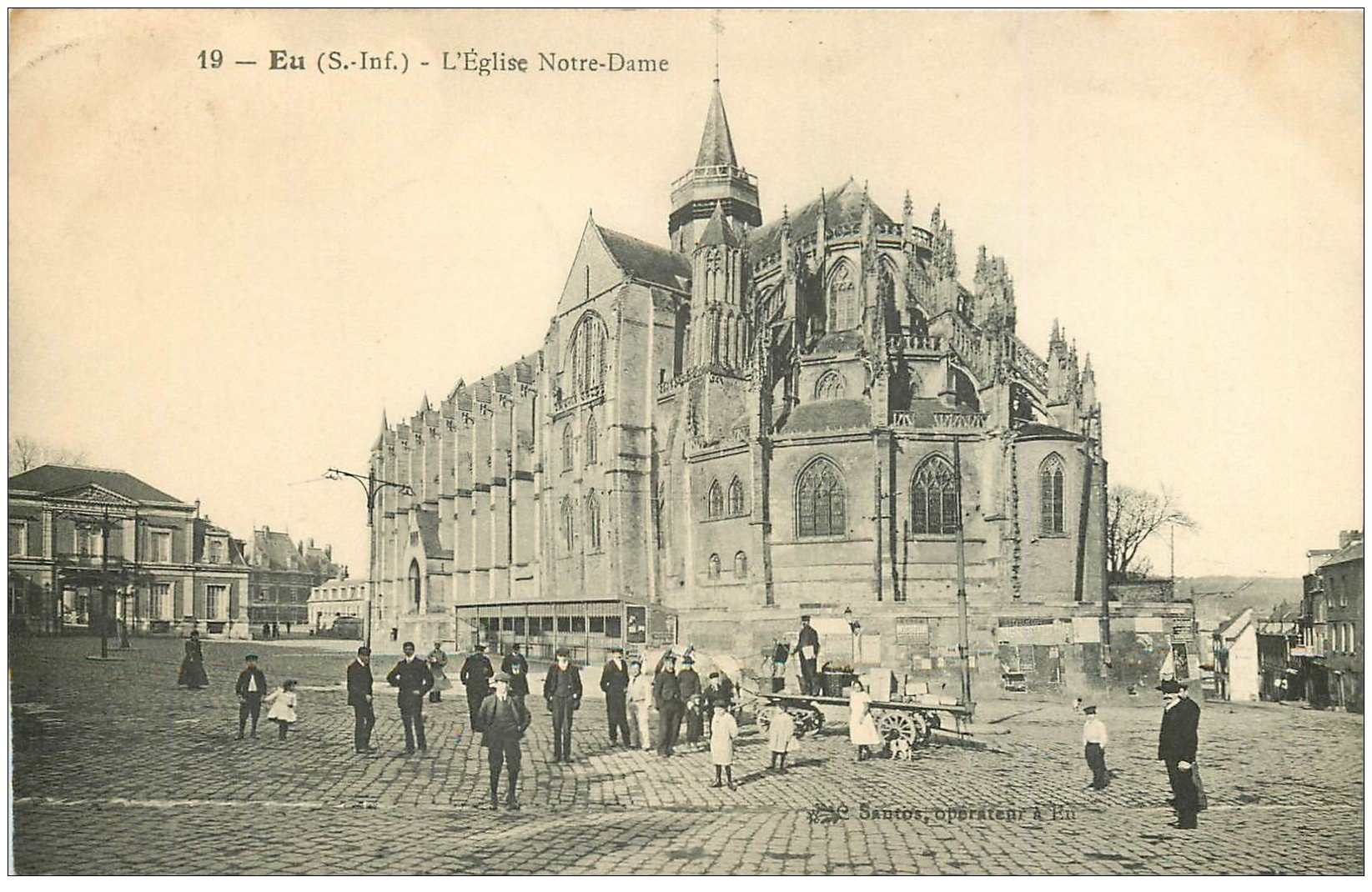 carte postale ancienne 76 EU. Eglise Notre-Dame 1910 animation