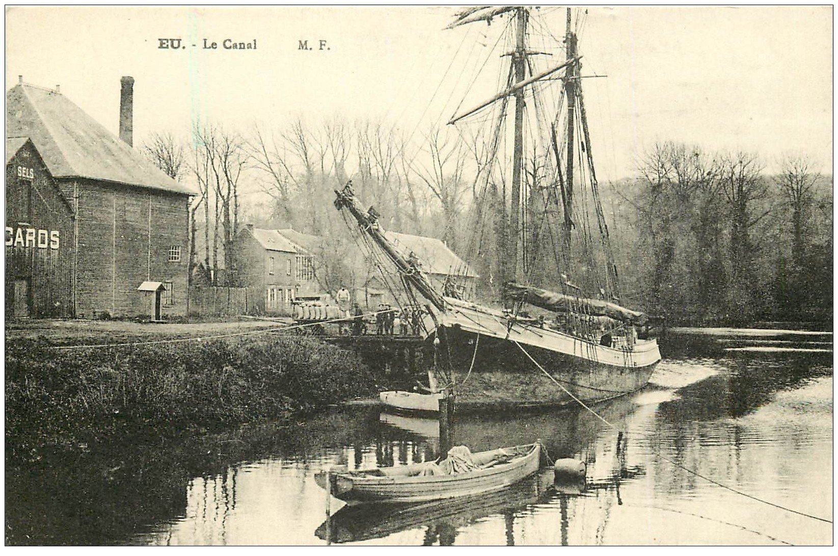 carte postale ancienne 76 EU. Le Canal bateau de transports des Sels Picards