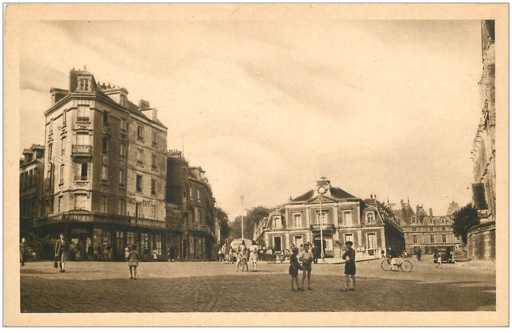 carte postale ancienne 76 EU. Place de l'Eglise