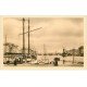 carte postale ancienne 76 LE HAVRE. Bassin du Commerce Yacht