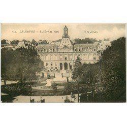 carte postale ancienne 76 LE HAVRE. Hôtel de Ville et Jardin 1925