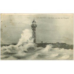 carte postale ancienne 76 LE HAVRE. Jetée et Phare 1916