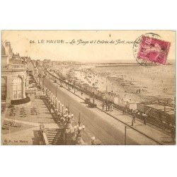 carte postale ancienne 76 LE HAVRE. Plage entrée du Port 1932