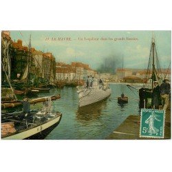 carte postale ancienne 76 LE HAVRE. Torpilleur dans Grand Bassin