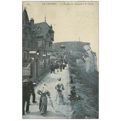 carte postale ancienne 76 LE TREPORT. Escalier Calvaire et Falaise 1907