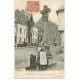 carte postale ancienne 76 LE TREPORT. Tréportaise à la Croix de Grès. Porteuse d´eau 1904