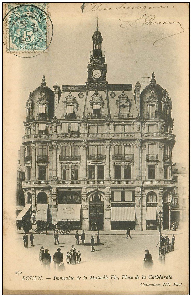 carte postale ancienne 76 ROUEN. Place Cathédrale Immeuble Mutuelle-Vie 1904