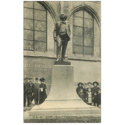 76 ROUEN. Statue Gustave Flaubert par Bernstamm