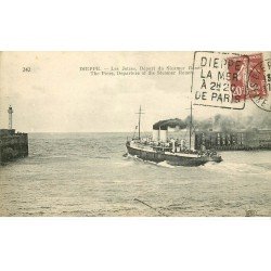 carte postale ancienne 76 DIEPPE. Jetées départ du Steamer Rouen