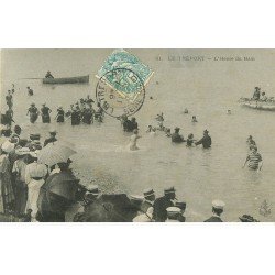carte postale ancienne 76 LE TREPORT. L'Heure du Bain 1906. Petite restauration