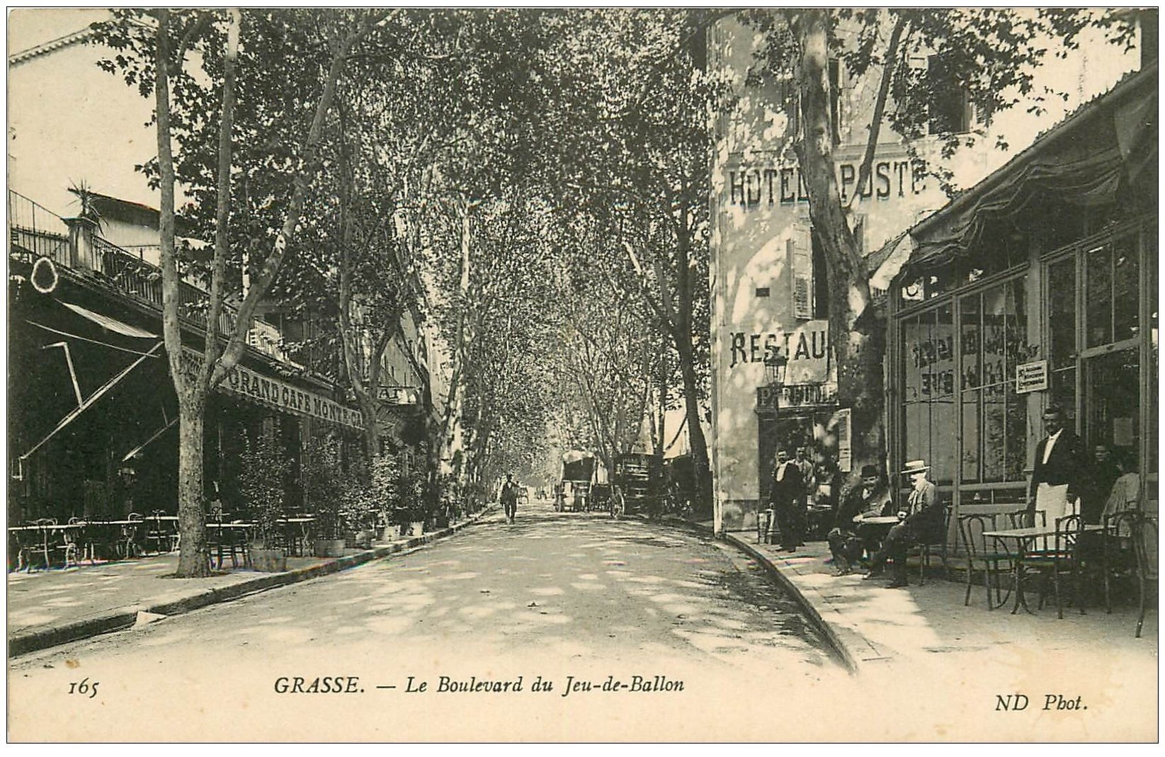 06 GRASSE. Boulevard du Jeu de Ballon. Grand Café Monte Carlo et Hôtel de la Poste