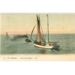 carte postale ancienne 76 LE TREPORT. Sortie d'une Goëlette 1904