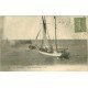 carte postale ancienne 76 LE TREPORT. Sortie d'une Goëlette 1920
