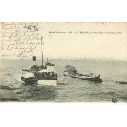 carte postale ancienne 76 LE TREPORT. Vapeur La Picardie rentrant au Port et Péniches 1905
