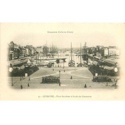 carte postale ancienne 76 LE HAVRE. Place Gambetta et Bassin du Commerce. Collection Simon