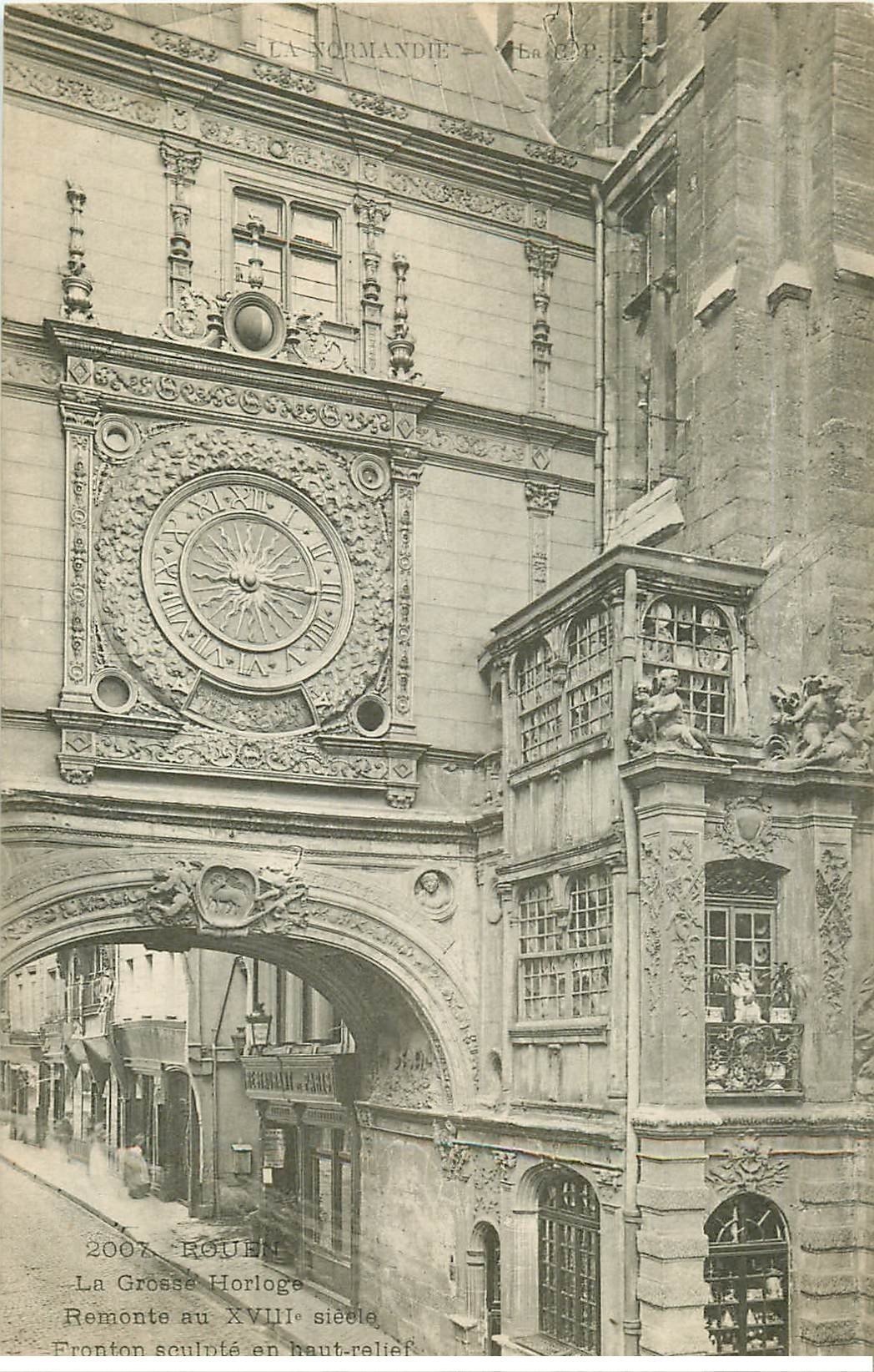 carte postale ancienne 76 ROUEN. La Grosse Horloge et Restaurant de Paris