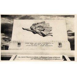 carte postale ancienne 76 SAINT-VALERY-EN-CAUX. Monument Costes Bellonte. Carte Photo