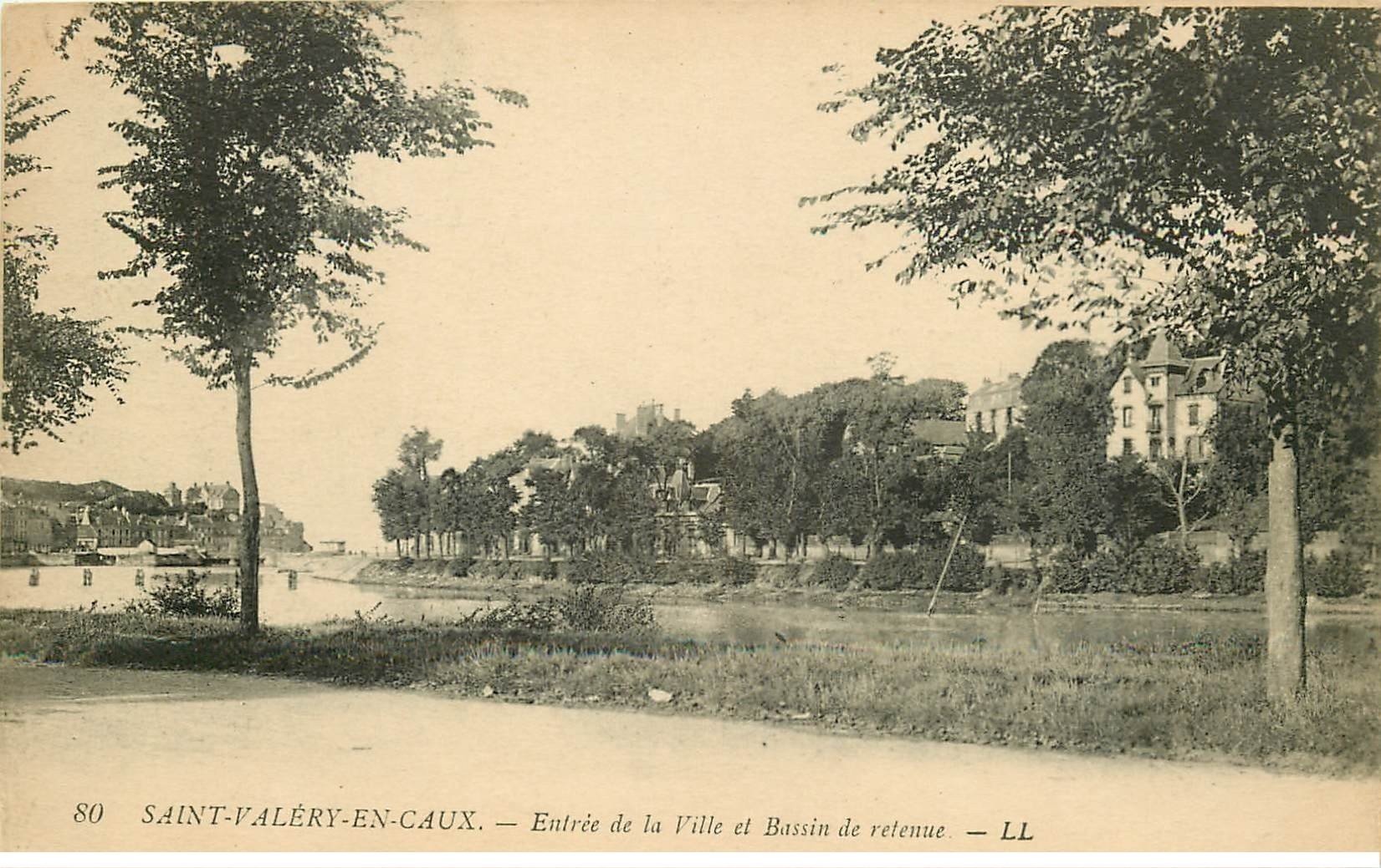 carte postale ancienne 76 SAINT-VALERY-EN-CAUX. Entrée de la Ville et Bassin de retenue 1922