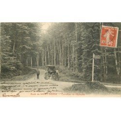 carte postale ancienne 76 SAINT-SAËNS. Attelage Carrefour Epinette en Forêt 1910