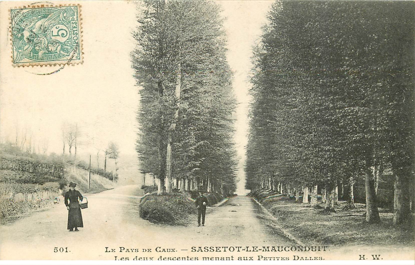 76 SASSETOT-LE-MAUCONDUIT. Les deux descentes menant aux Petites Dalles 1906