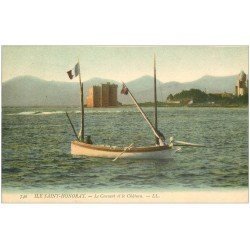 carte postale ancienne 06 ILE SAINT-HONORAT. Couvent et Château. Bateau de Pêcheurs