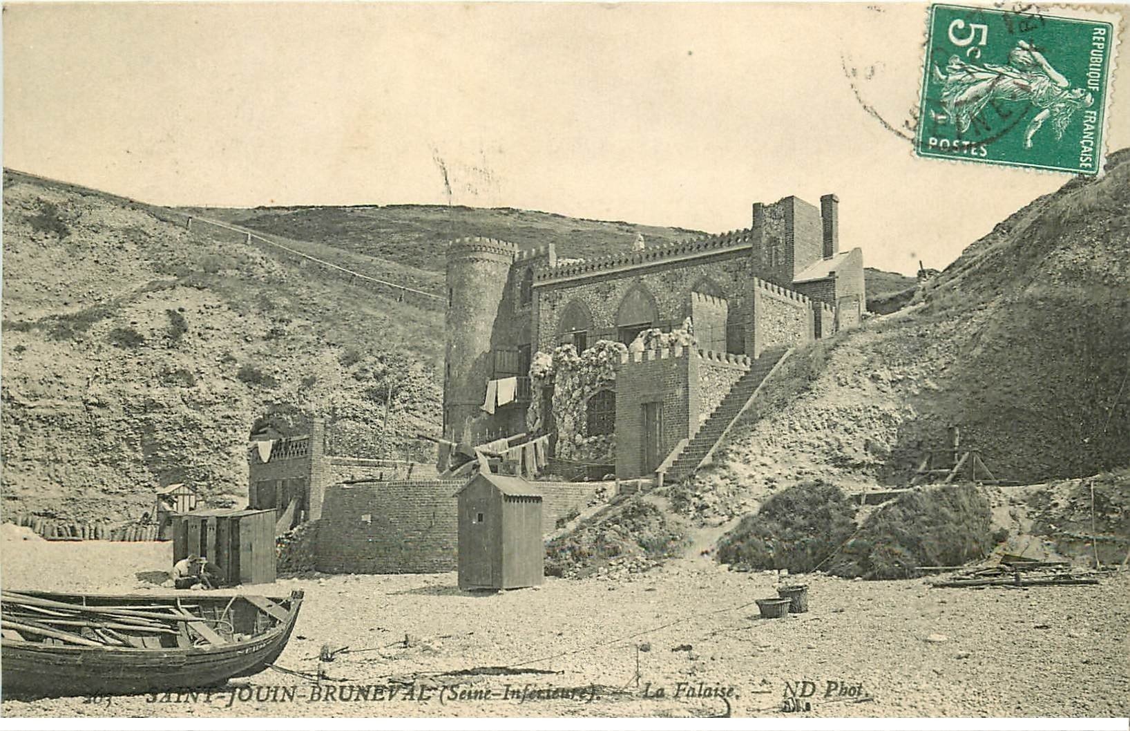 carte postale ancienne 76 SAINT-JOUIN-BRUNEVAL. La Falaise 1911 petite animation