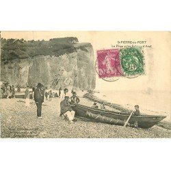 carte postale ancienne 76 SAINT-PIERRE-EN-PORT. Plage Falaise d'Aval 1928 (défaut)