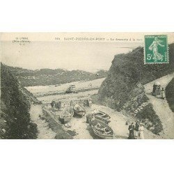 76 SAINT-PIERRE-EN-PORT. La descente à la Mer animation