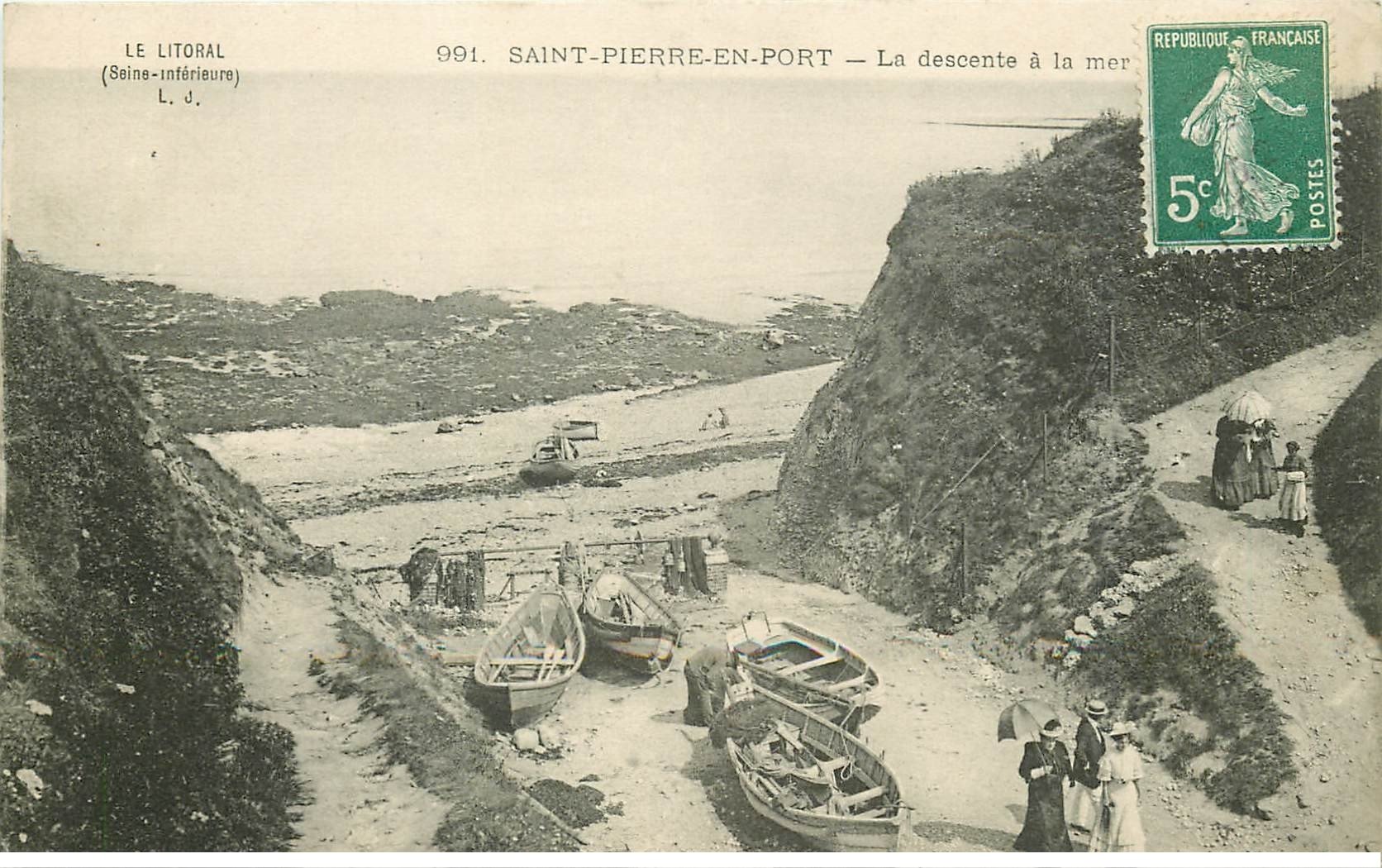 76 SAINT-PIERRE-EN-PORT. La descente à la Mer animation