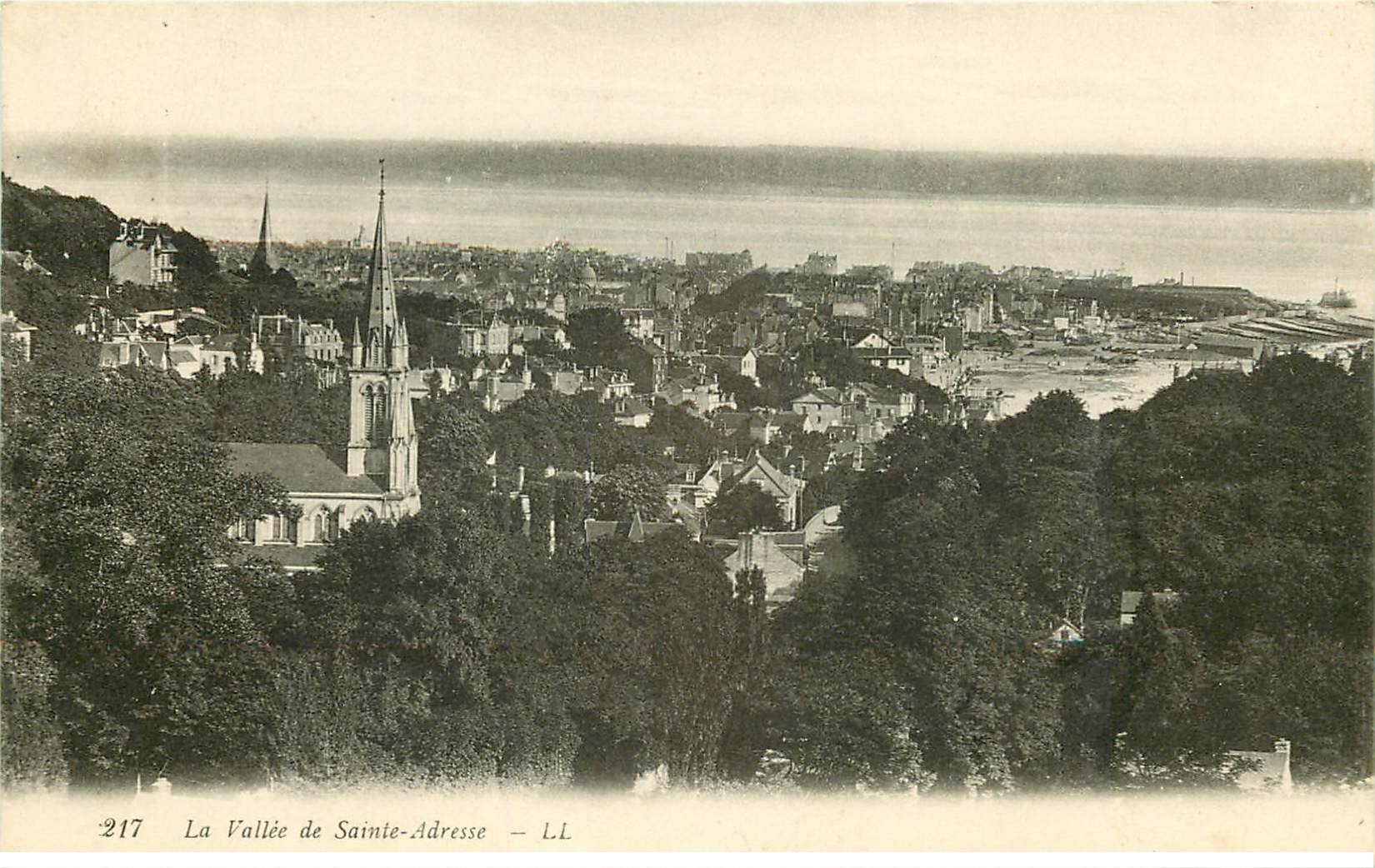 carte postale ancienne 76 SAINT-ADRESSE. La Vallée 1915