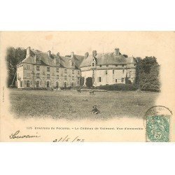 carte postale ancienne 76 CHATEAU DE VALMONT. Belle animation 1907