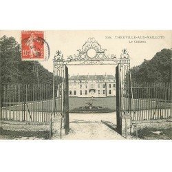 carte postale ancienne 76 THEUVILLE-AUX-MAILLOTS. Le Château 1908