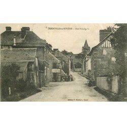 carte postale ancienne 76 TOURVILLE-LA-RIVI7RE. Rue Principale 1920. Etat moyen...