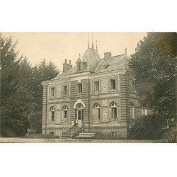 carte postale ancienne 76 TÔTES. Château de Fumechon animé. Ombre à droite...