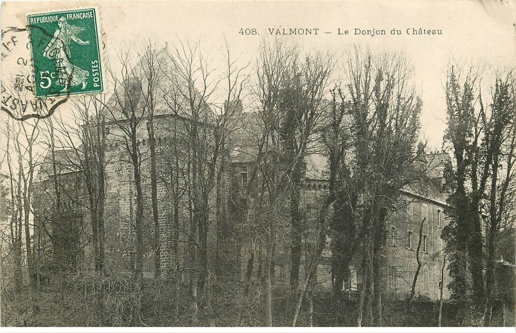 carte postale ancienne 76 VALMONT. Donjon du Château 1909