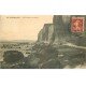 carte postale ancienne 76 VARENGEVILLE-SUR-MER. Falaises et Roches 1913 avec Gamin
