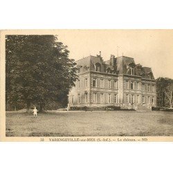 carte postale ancienne 76 VARENGEVILLE-SUR-MER. Château avec Gamin 1937. Timbre absent