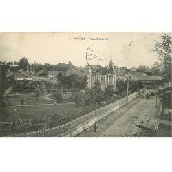 carte postale ancienne 76 YVETOT. Vue générale personnages