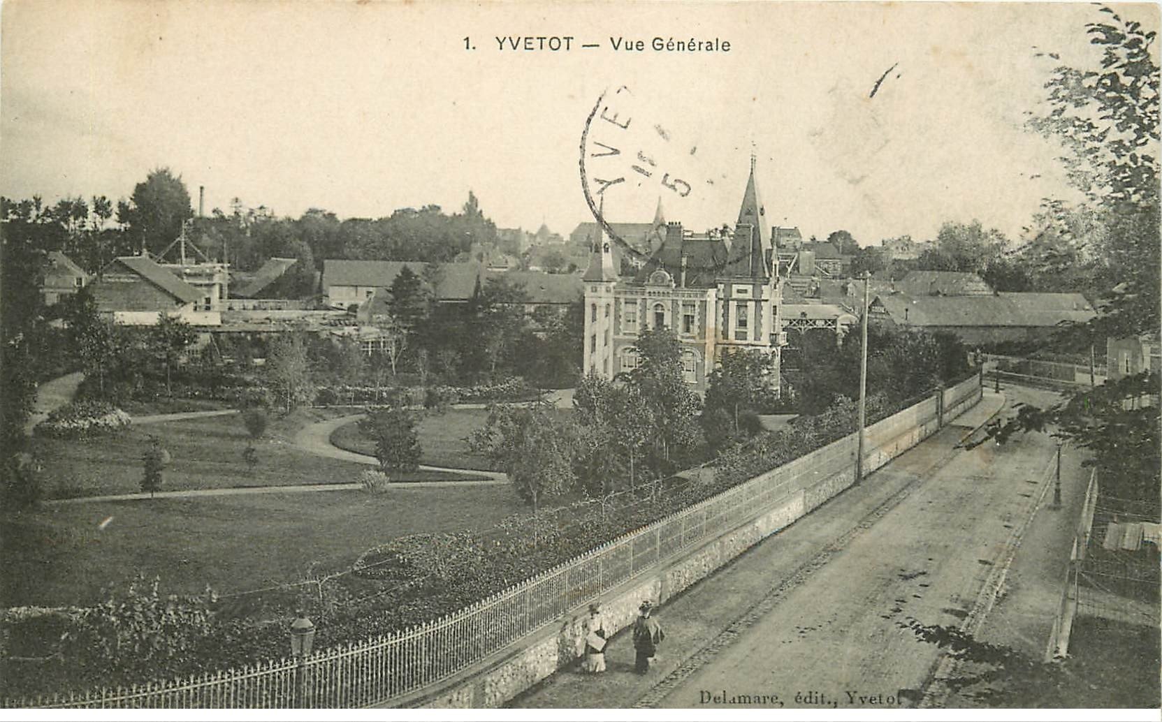 carte postale ancienne 76 YVETOT. Vue générale personnages