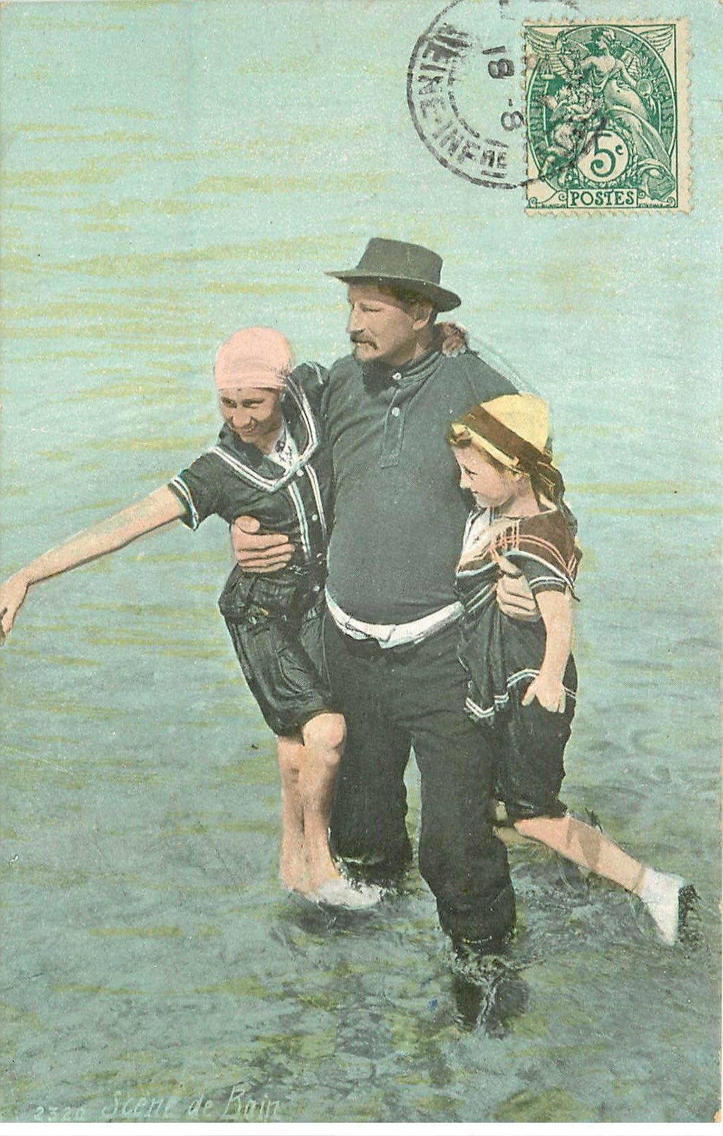carte postale ancienne 76 YVETOT. Scène de Bain avec Maître Nageur. Edition Aqua-photo