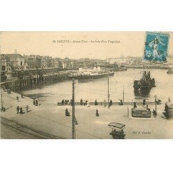 carte postale ancienne 76 DIEPPE. L'Avant-Port arrivée Paquebot 1924