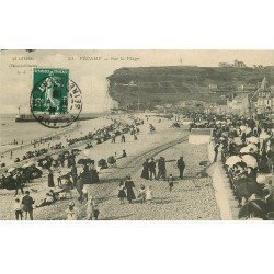 carte postale ancienne 76 FECAMP. Sur la Plage 1909