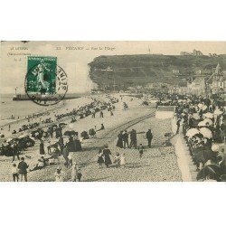 carte postale ancienne 76 FECAMP. Sur la Plage 1909