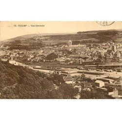 carte postale ancienne 76 FECAMP. Vue générale 1932