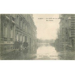 carte postale ancienne 76 ELBEUF. Crue de la Seine 1910 Rue Thiers