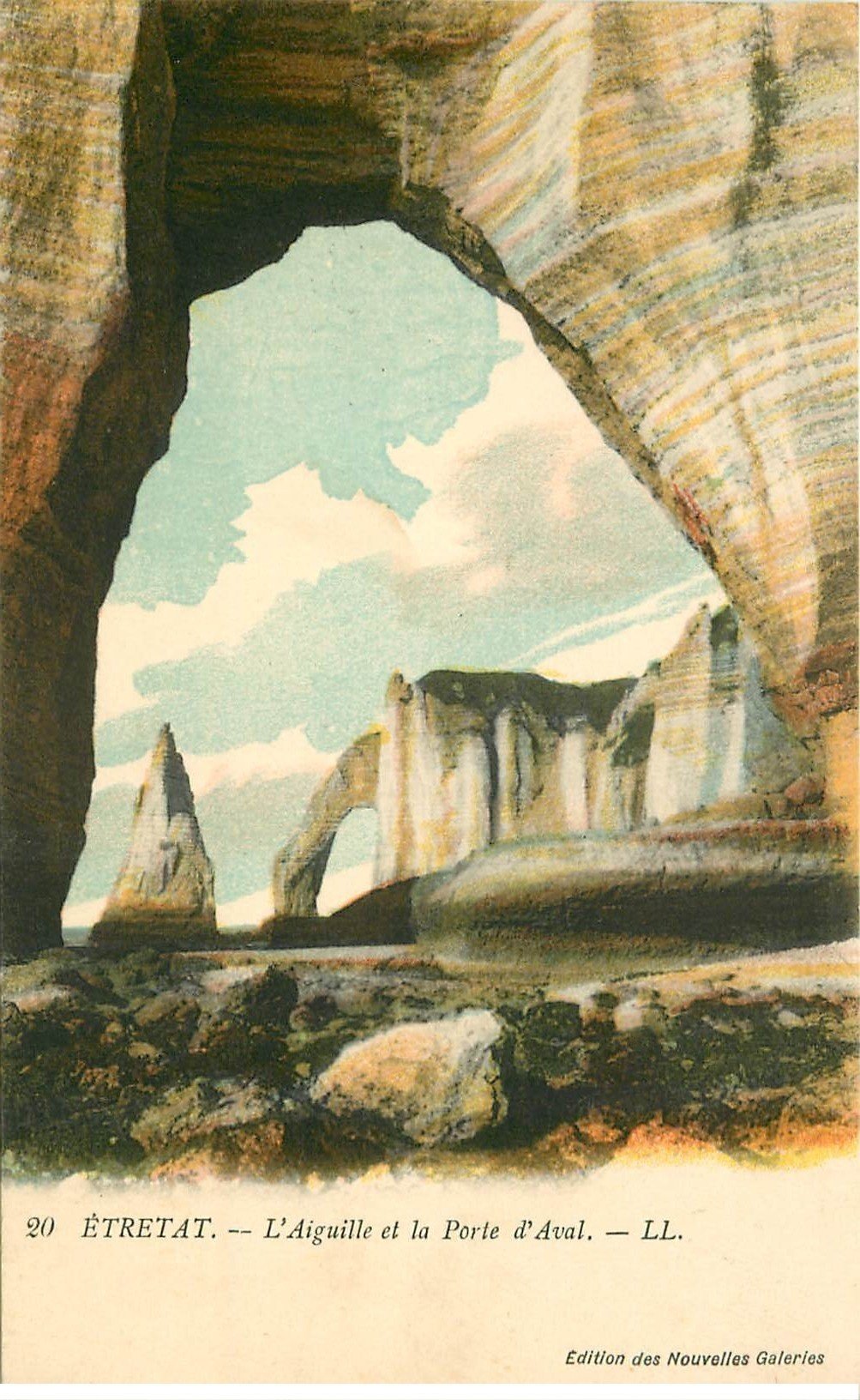 carte postale ancienne 76 ETRETAT. Aiguille Porte Aval 1917