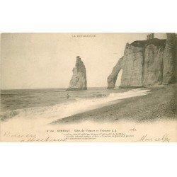 carte postale ancienne 76 ETRETAT. Vagues et Falaises 1903