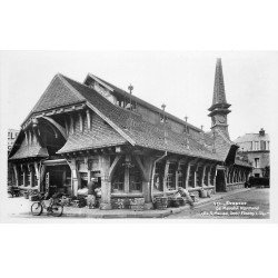 carte postale ancienne 76 ETRETAT. Le Marché Normand. Carte Photo