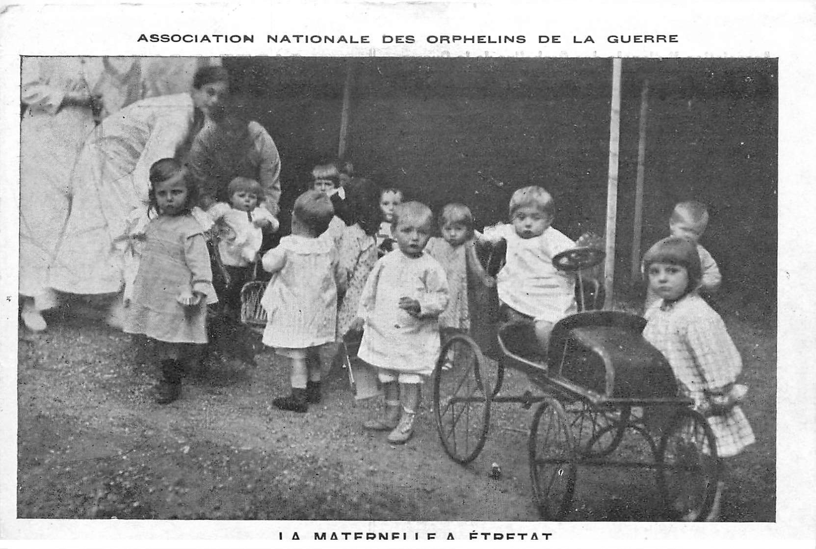 carte postale ancienne 76 ETRETAT. La Maternelle Orphelins de la Guerre. Carte fine