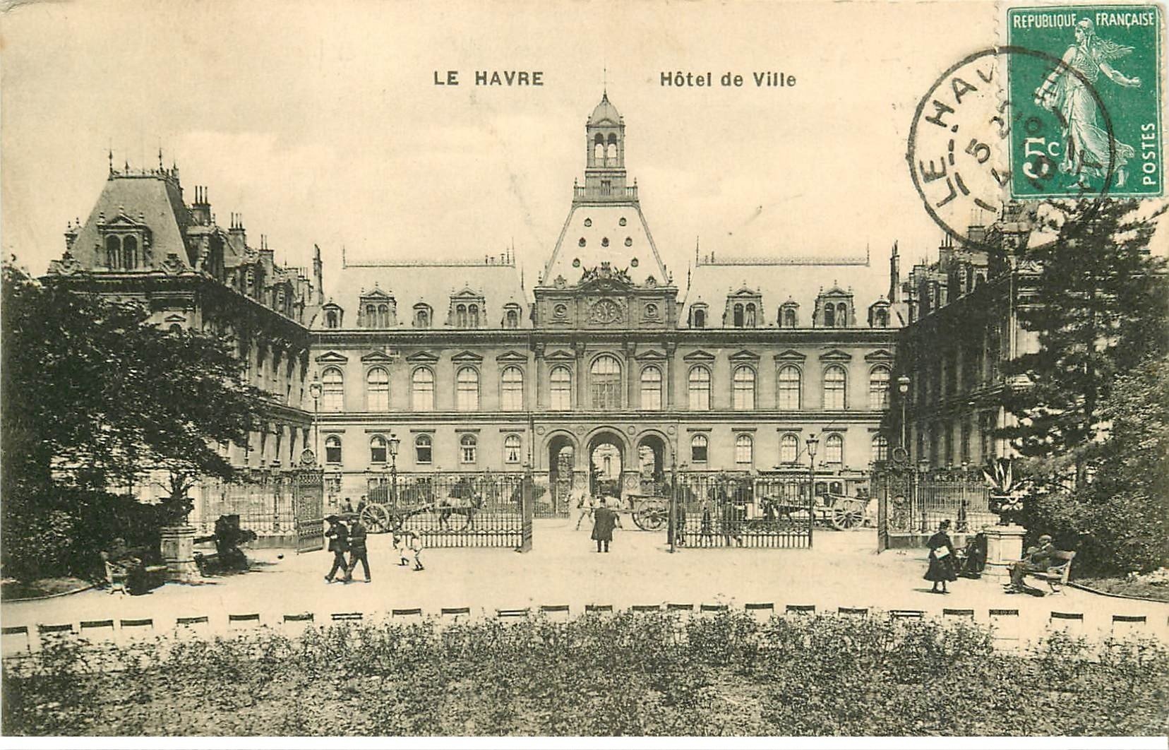 carte postale ancienne 76 ROUEN. Hôtel de Ville 1910